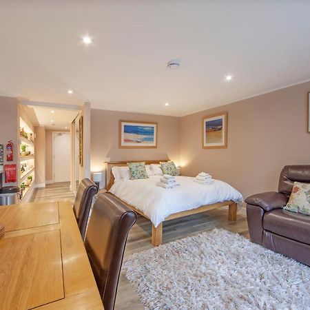 Premium Studio Apt “C” Oban Exteriör bild